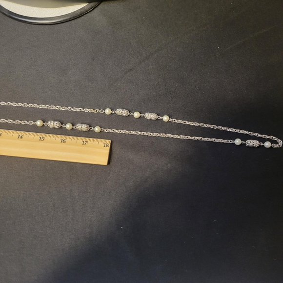 Vintage Faux Pearl Necklace 50" Sarah Coventry Chain Silver Tone Ornate Barrels - Picture 4 of 5